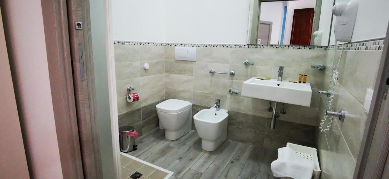 Perla Del Sud - Guest House LMP Exterior foto
