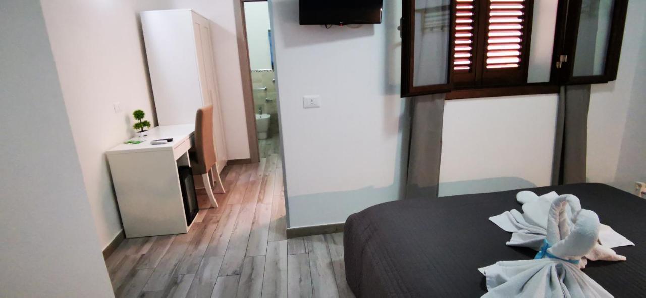 Perla Del Sud - Guest House LMP Exterior foto